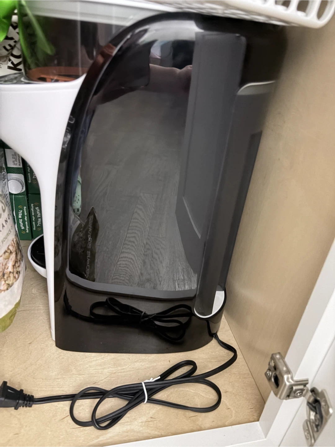 NEW Baby brezza formula pro