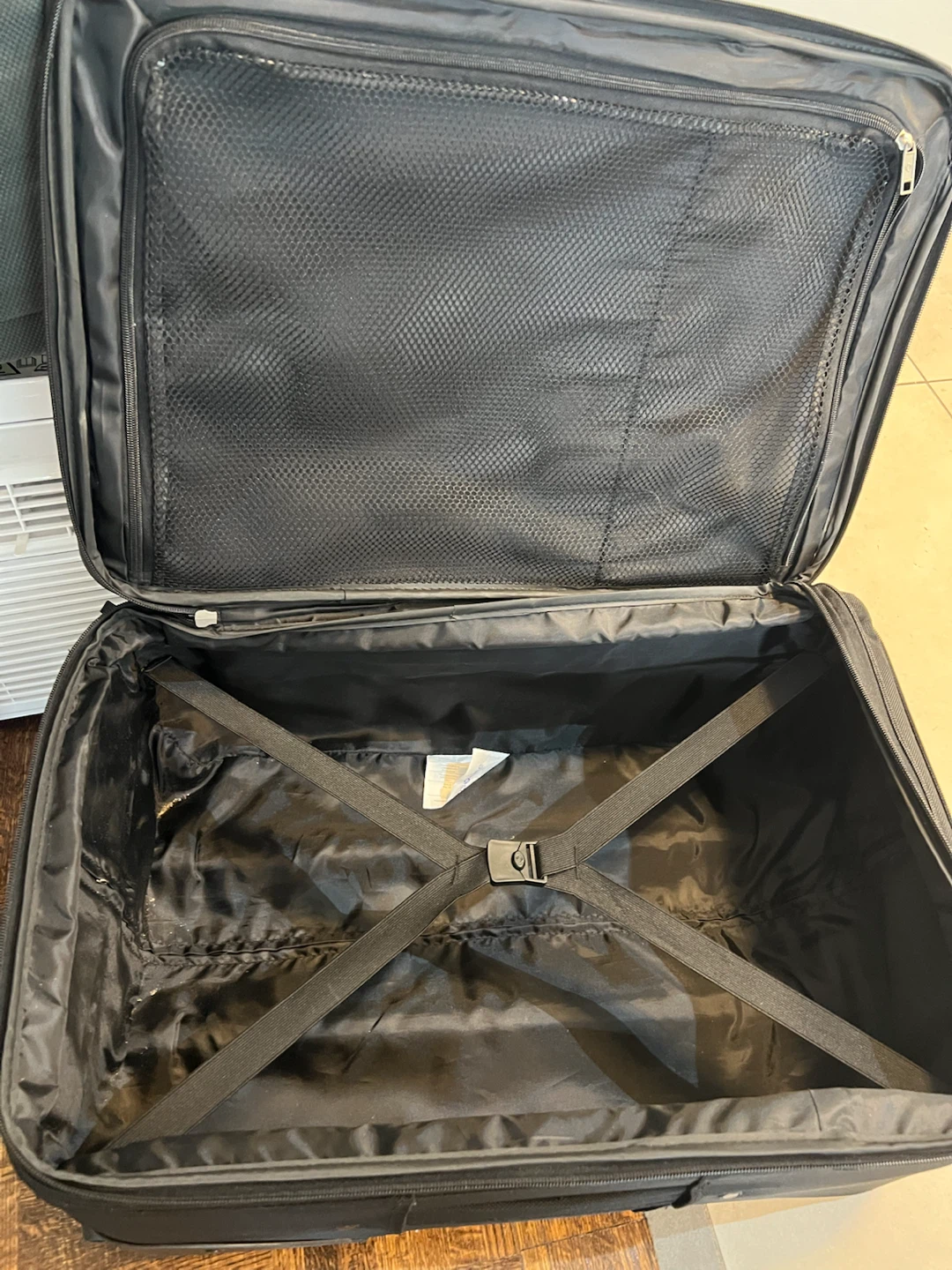 Samsonite Rolling Suitcase - photo 5