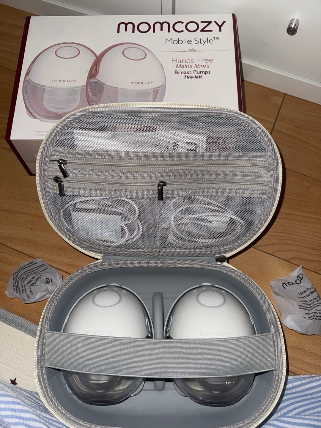 Momcozy Mobile Style Hands-Free Breast Pumps