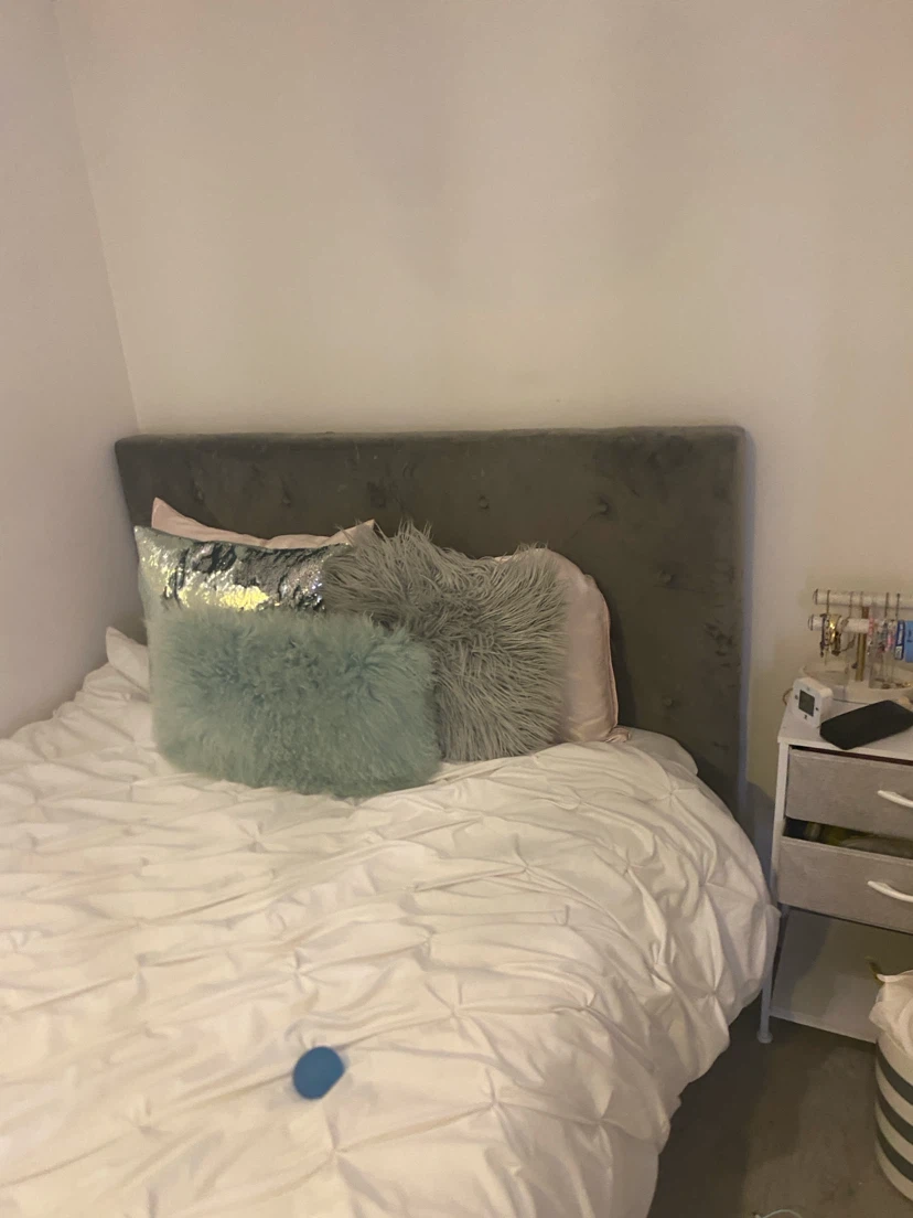 Grey Tufted Headboard Bed Frame