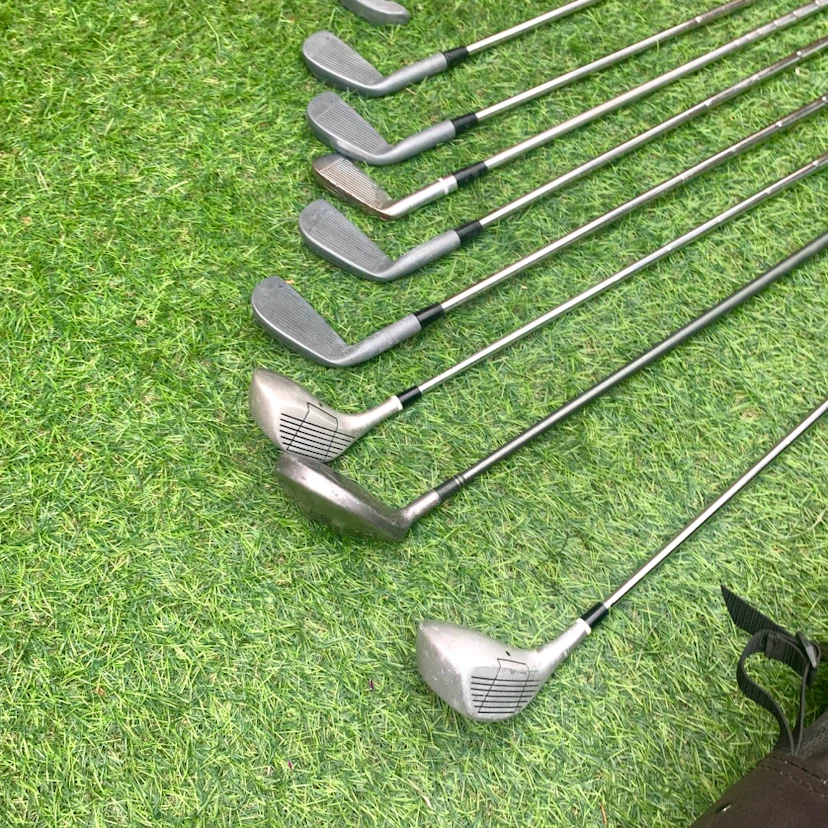Right Hand Golf Clubs Set Bag Balls Tees Beginner Golfing Set - photo 4