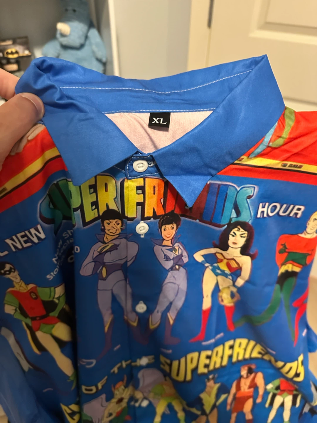 Super Friends & Mighty Mouse Graphic Button-Up Shirt XL - photo 2