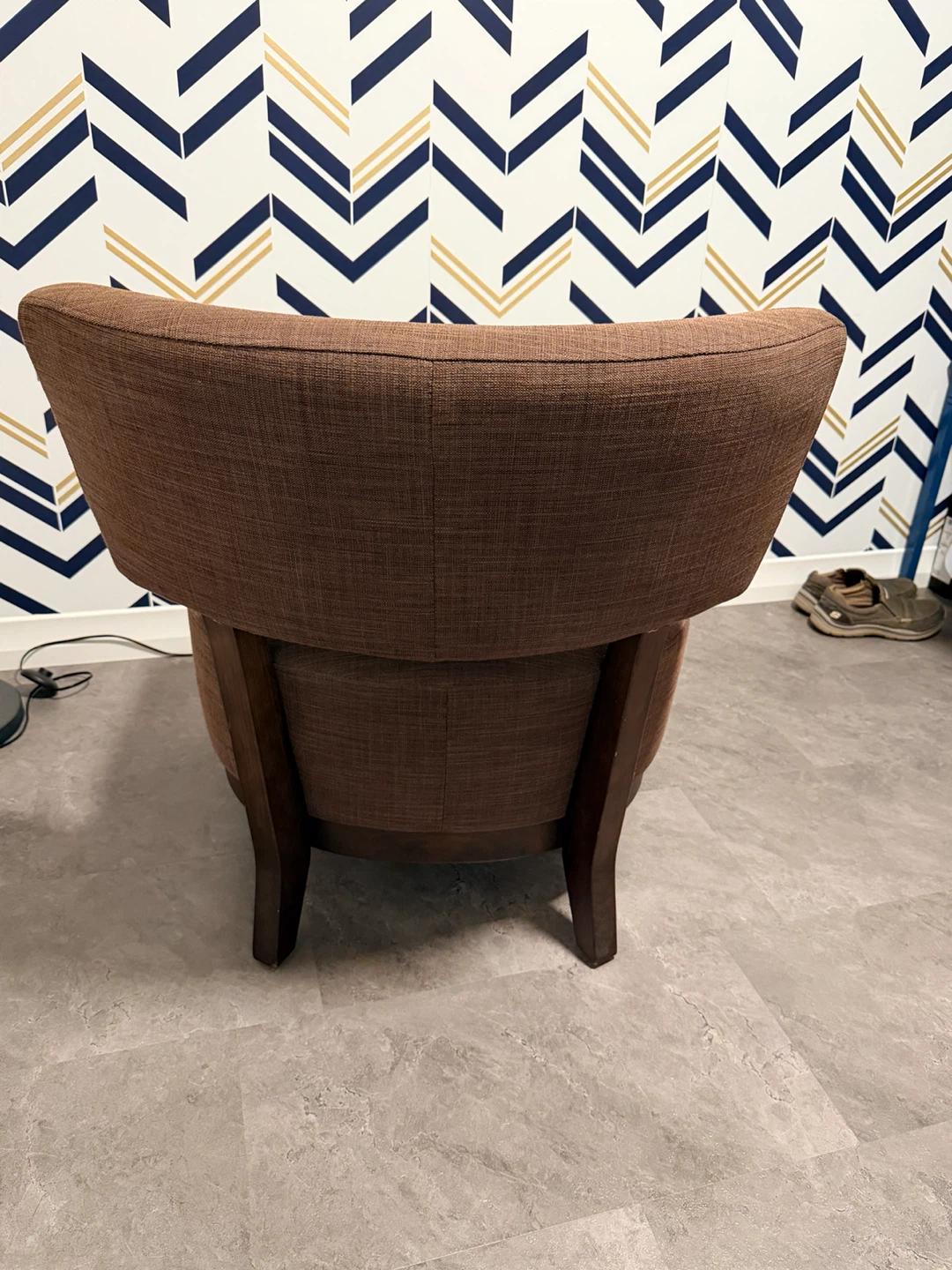 Brown Accent Chair - photo 4