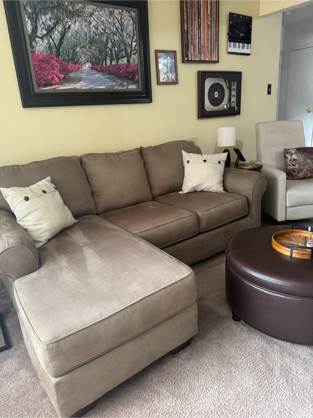 Complete, NEW Sofa ,plus storage ottoman, side tables , lamp - photo 5