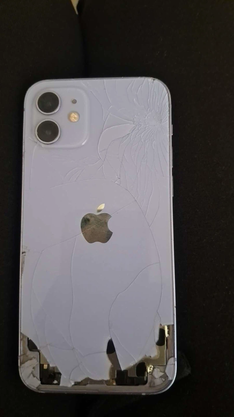 2 iPhones for sale