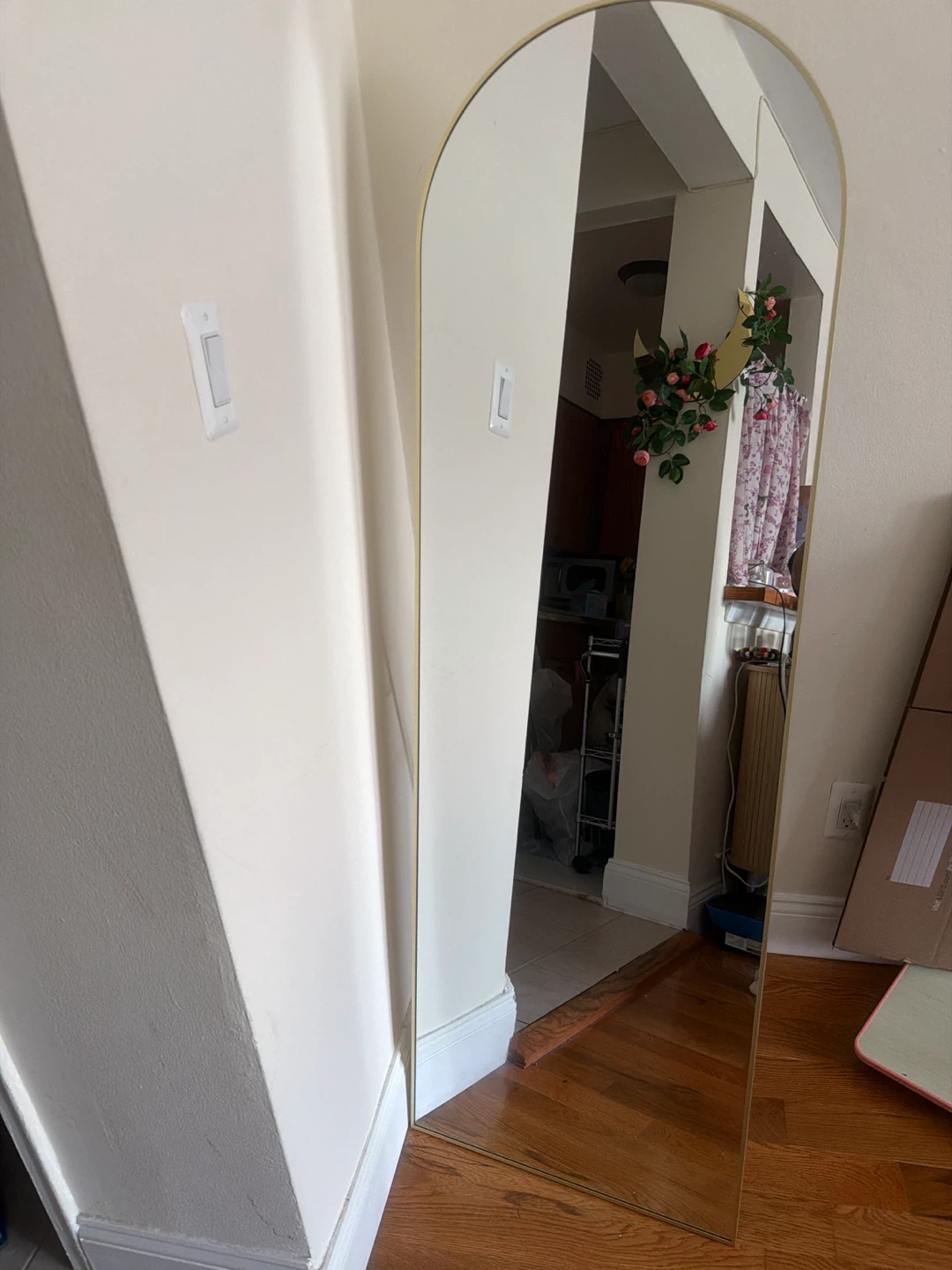 Arched Full Length Mirror with Gold Frame
