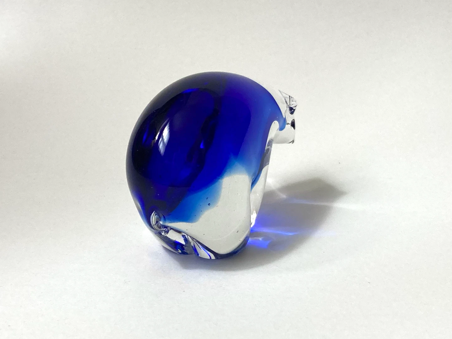 Vintage Art Glass Polar Bear Paperweight - photo 3