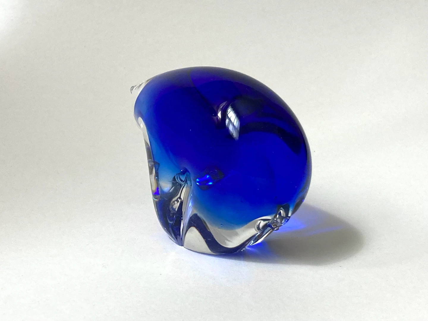 Vintage Art Glass Polar Bear Paperweight - photo 4