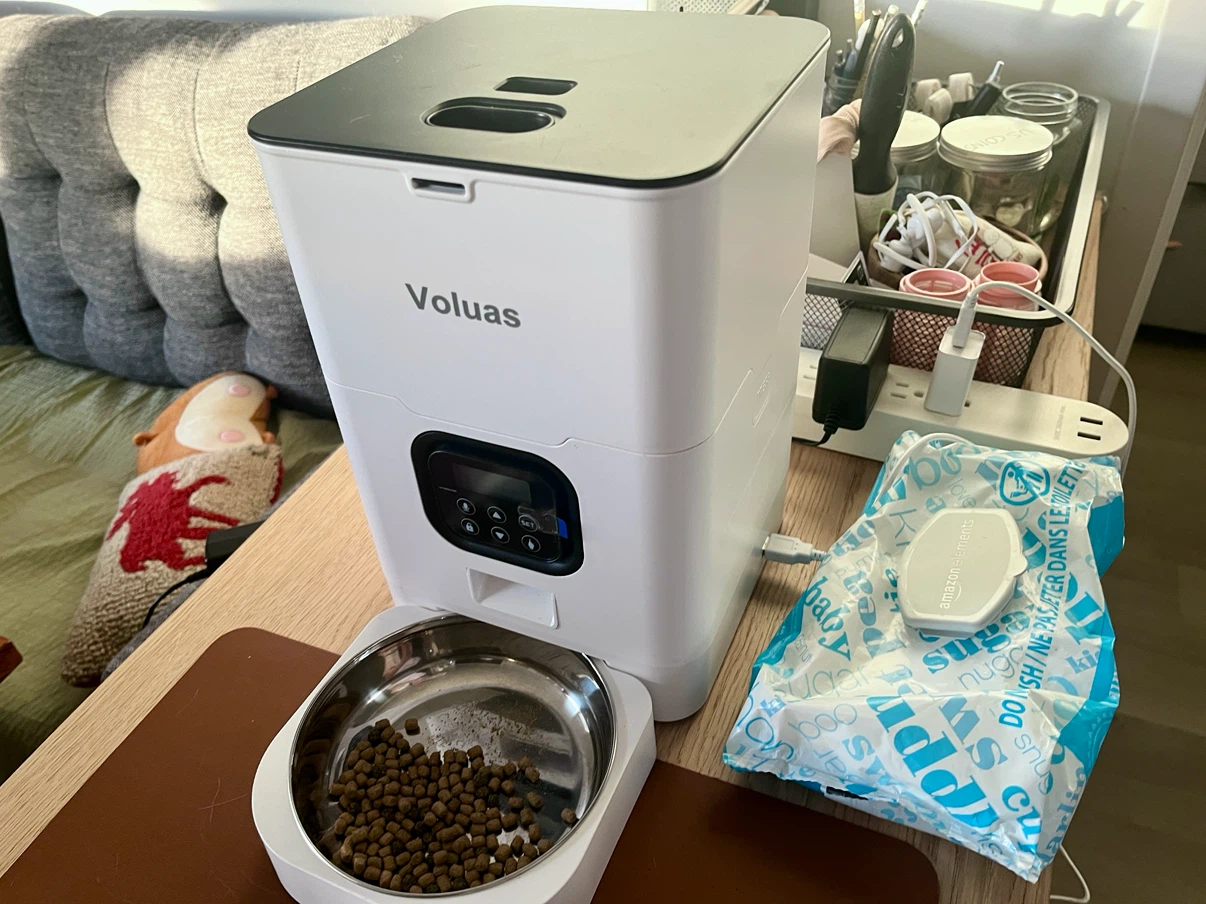 Voluas Automatic Pet Feeder - photo 2