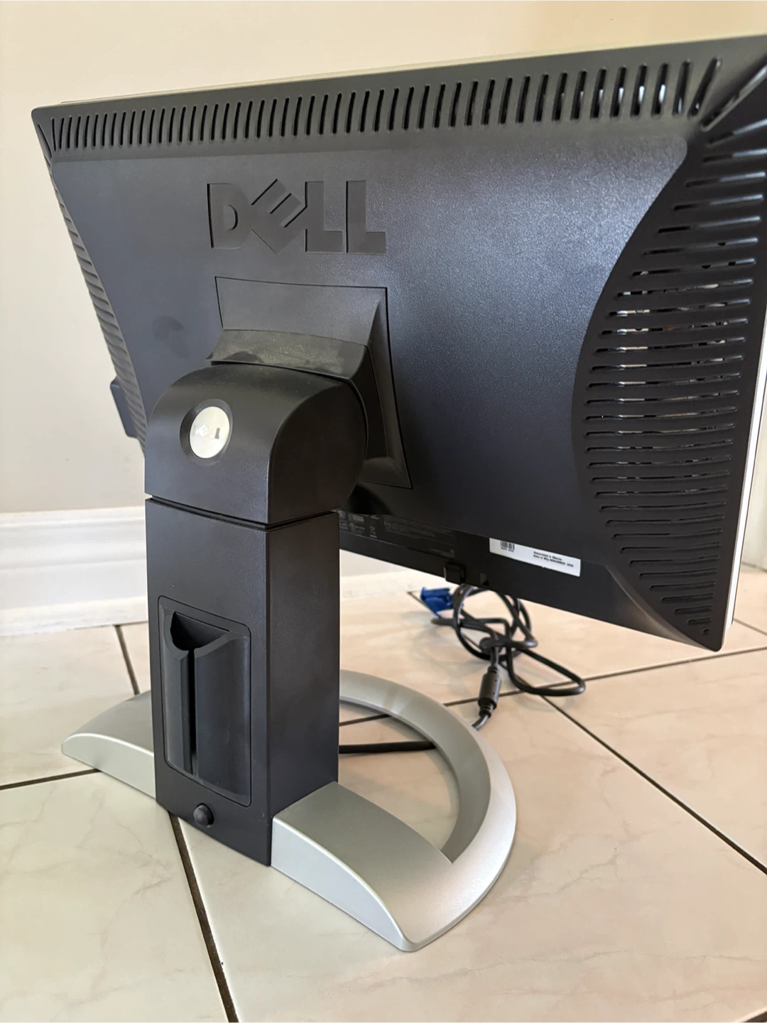 Dell 17" Flat Screen Monitor - photo 2