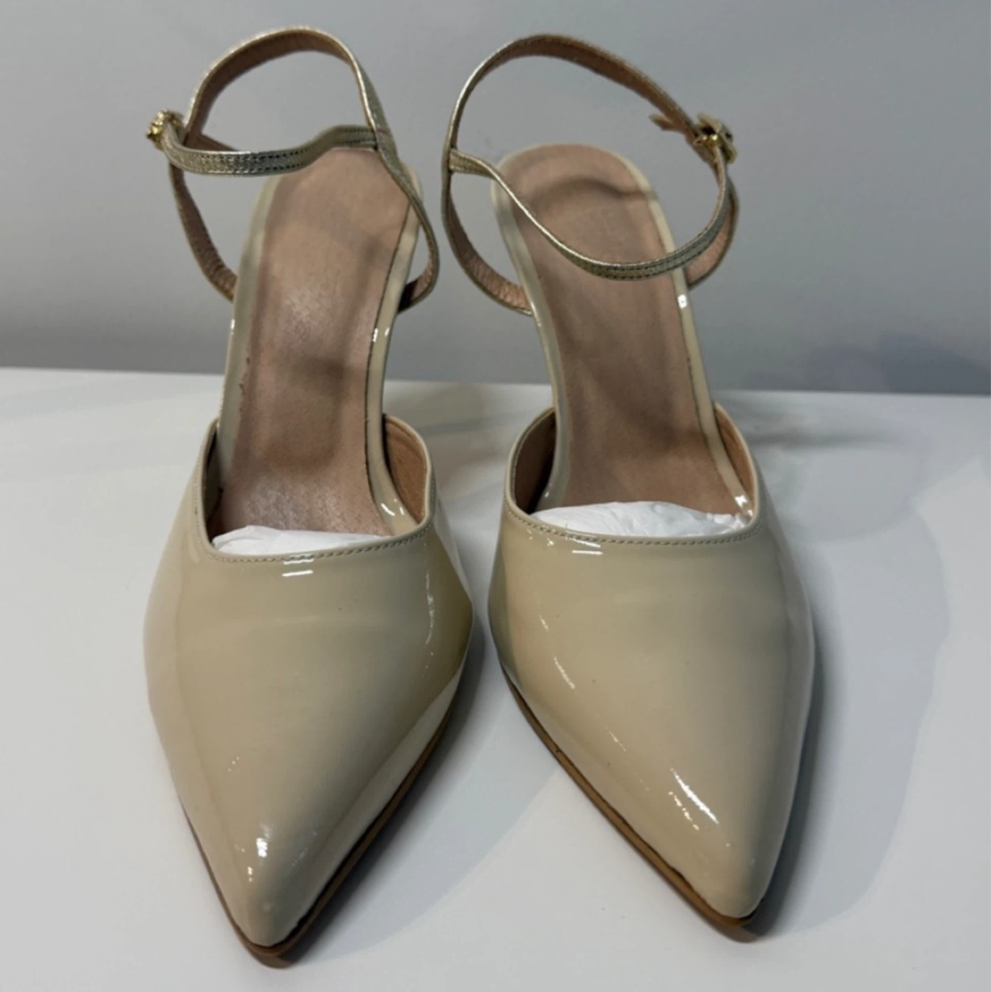 New✨Ivory Patent Leather Slingback Stiletto heels (size 7) - photo 4