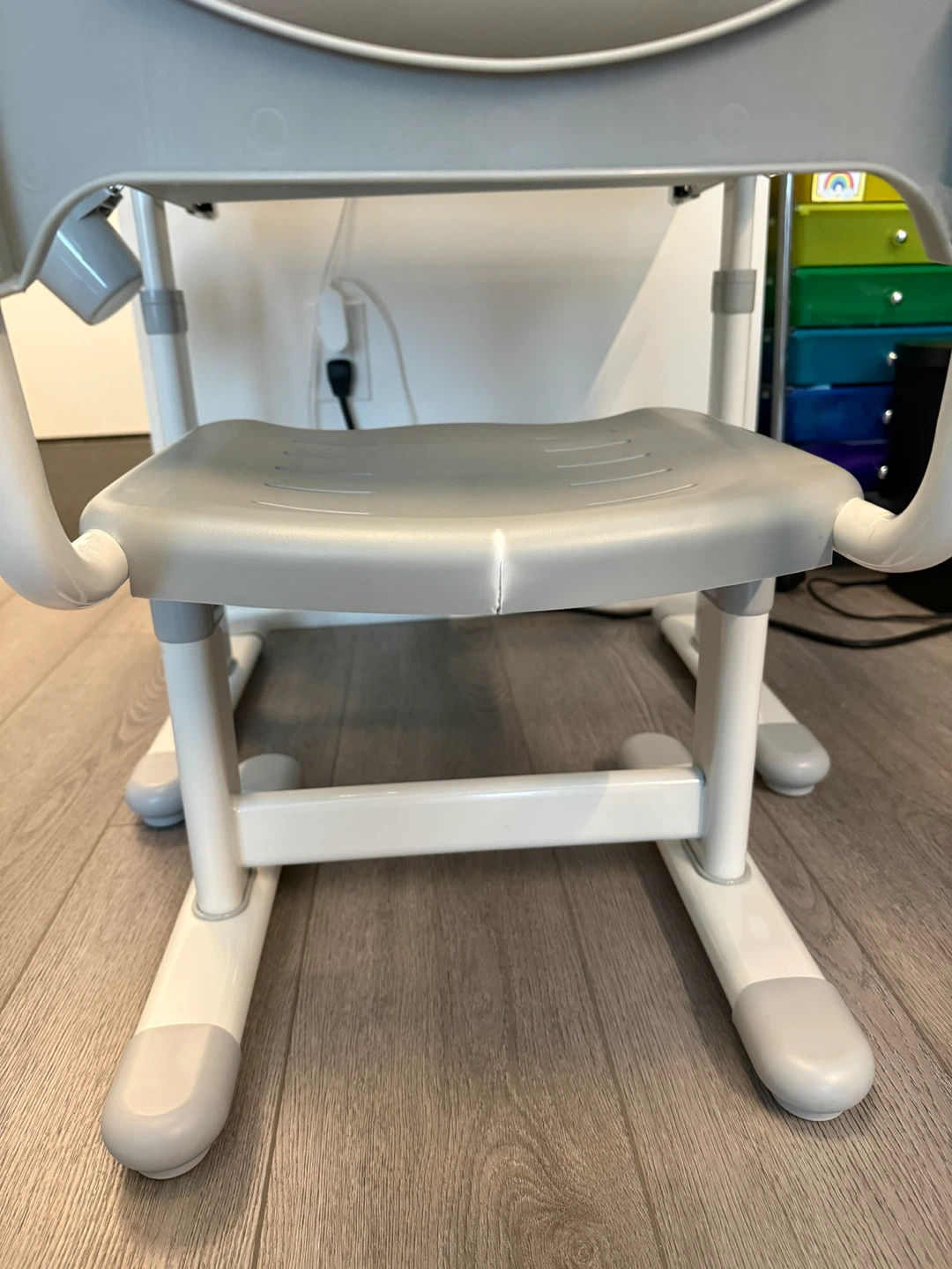 PrimeCables Adjustable Ergonomic Desk and Chair Set - photo 4