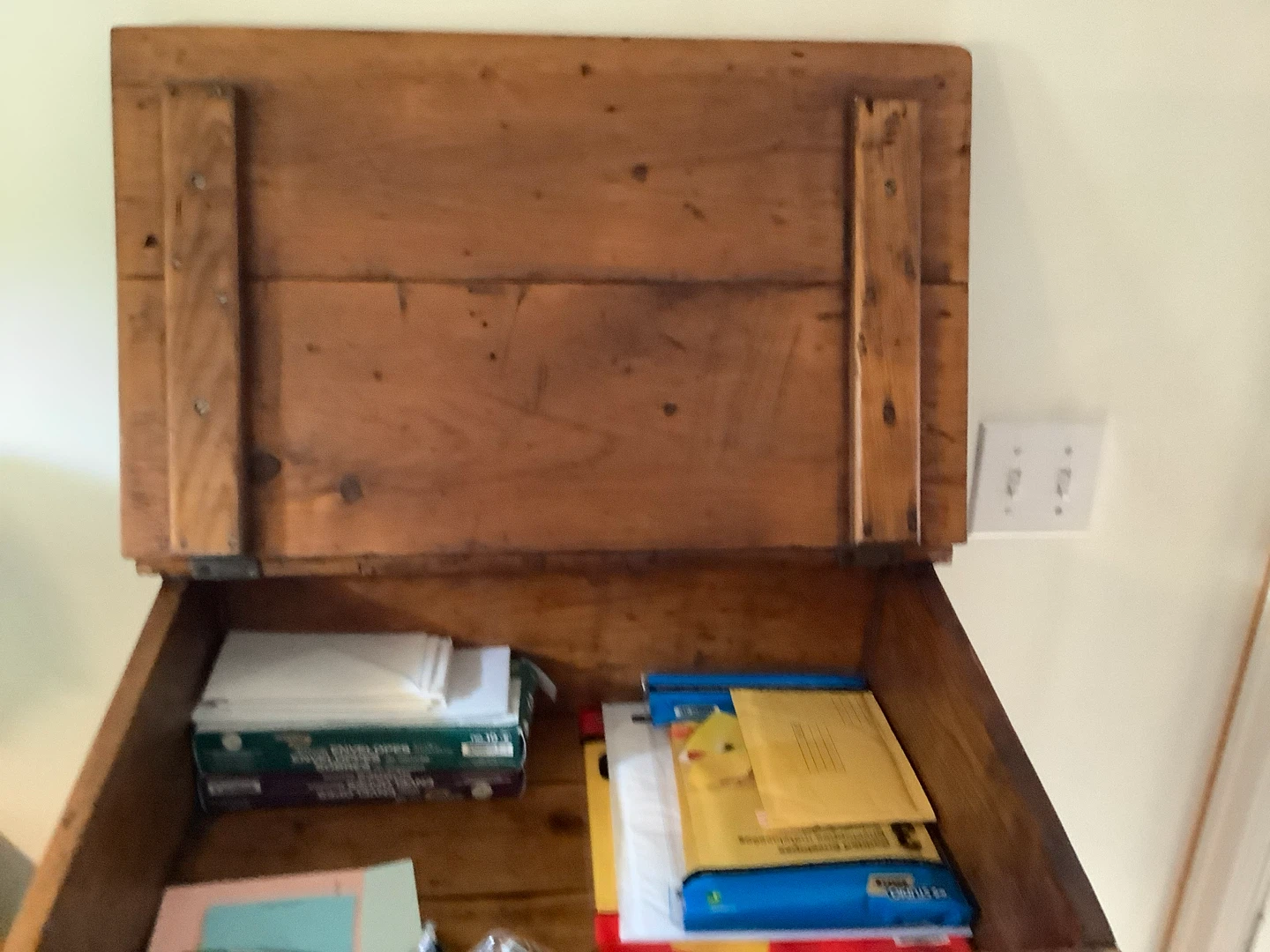Ant/Primitive Quebec Pine Wd Freight/Railway Desk 🐞 - photo 3