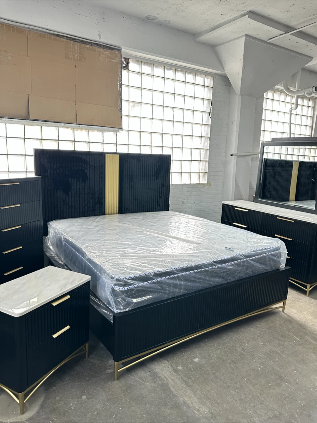 Black Bedroom Set with Gold Accents 4 pc bf Mr dr ns