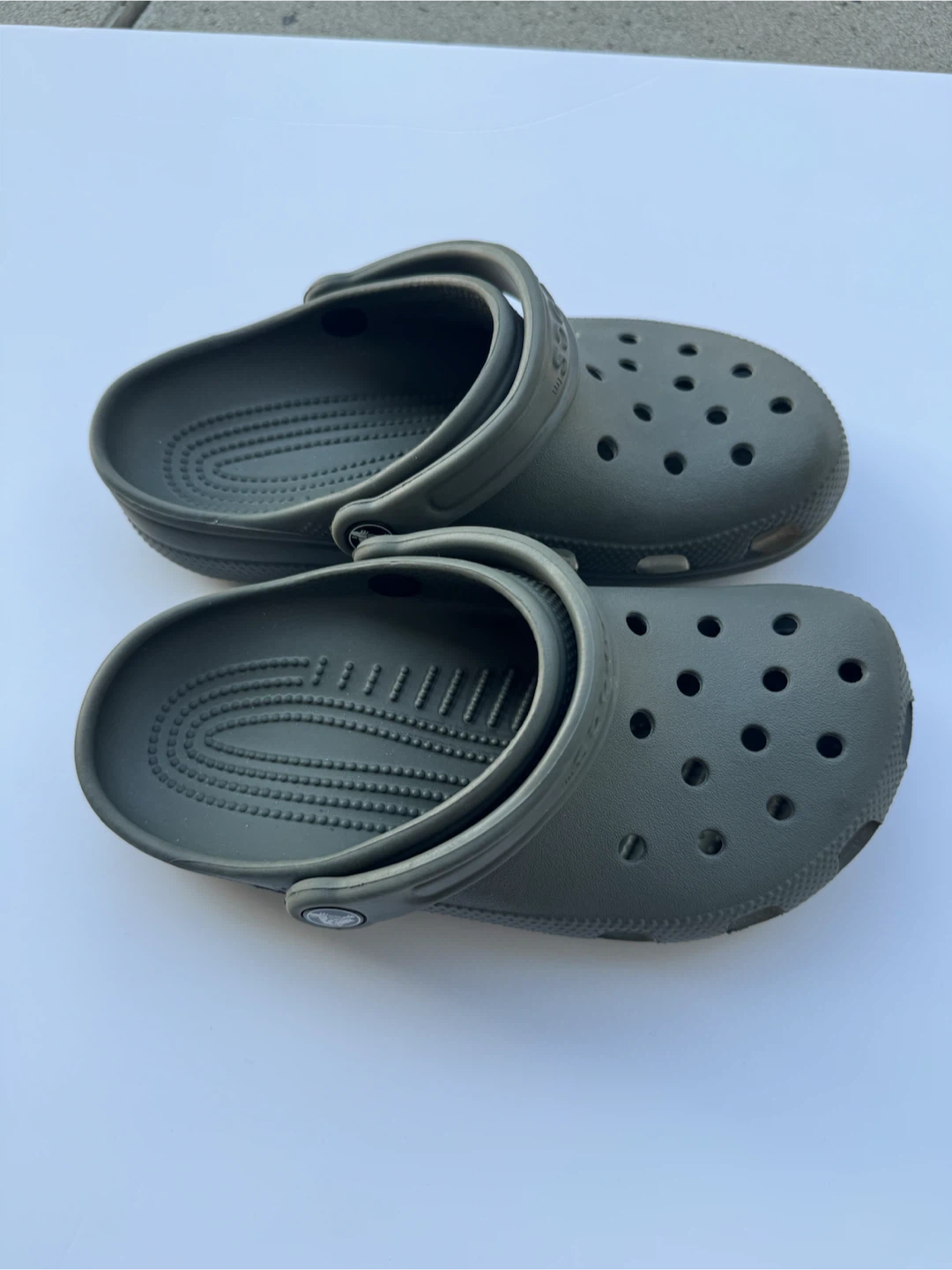 Crocs Classic Dark Green Women’s 6 Men’s 4 - photo 2