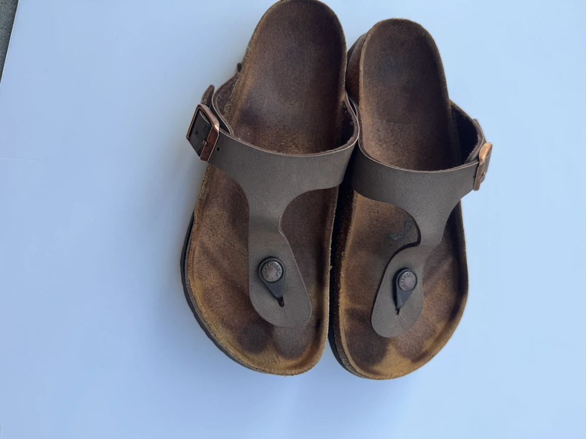 Birkenstock Gizeh Birko-Flor Brown Thong Sandals Women’s 6