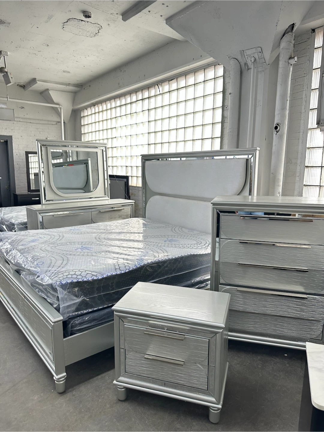 Silver Bedroom Set - Queen Bed, Dresser, Nightstand, mirror