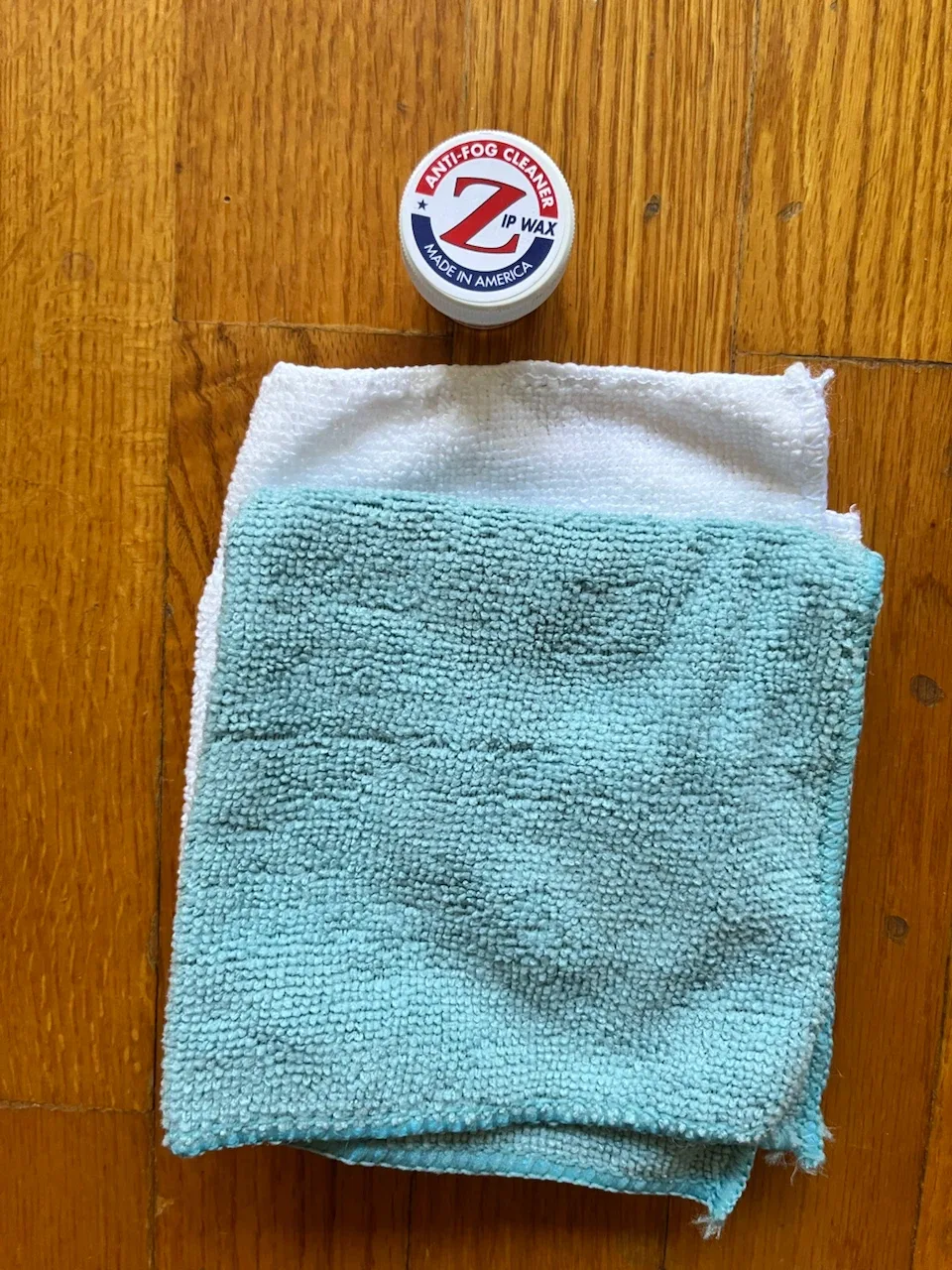 Z Zip Wax Anti-Fog Cleaner with Microfiber Cloths