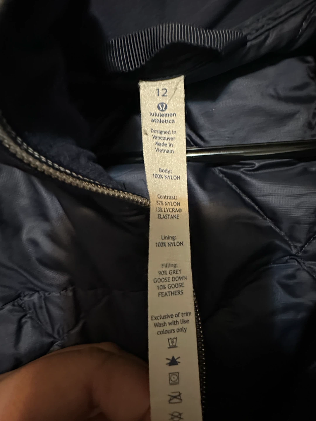 Lululemon Athletica Down Vest Size 12 Navy - photo 2