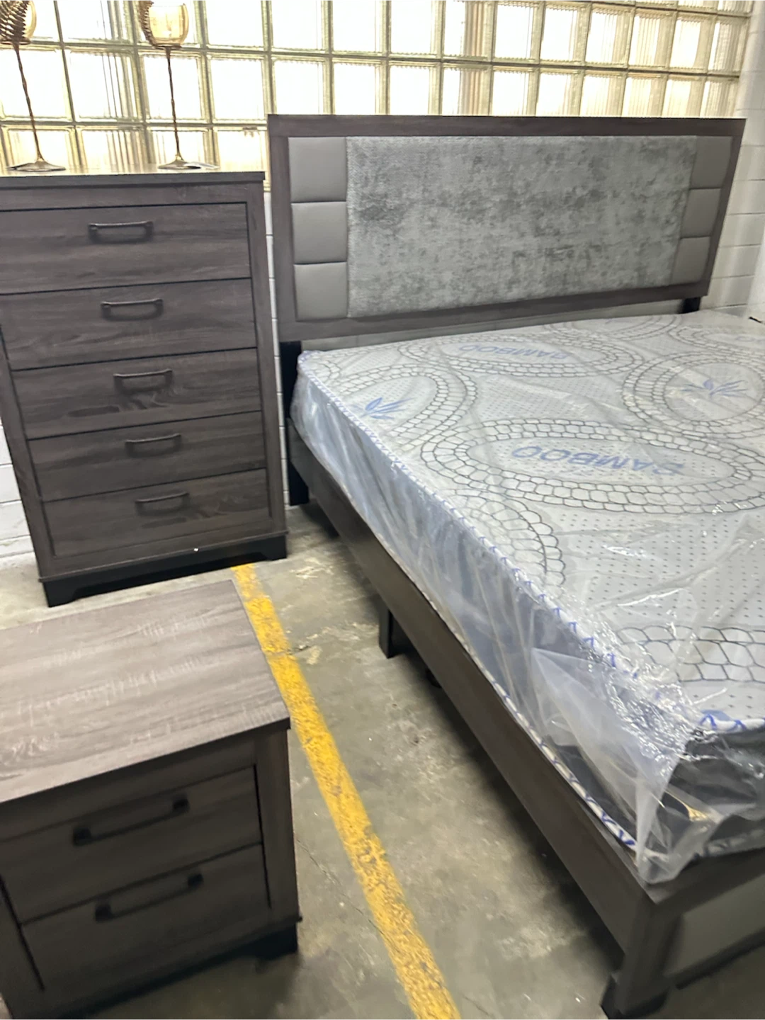 4 pc bedroom set Bf mr dr ns - photo 2
