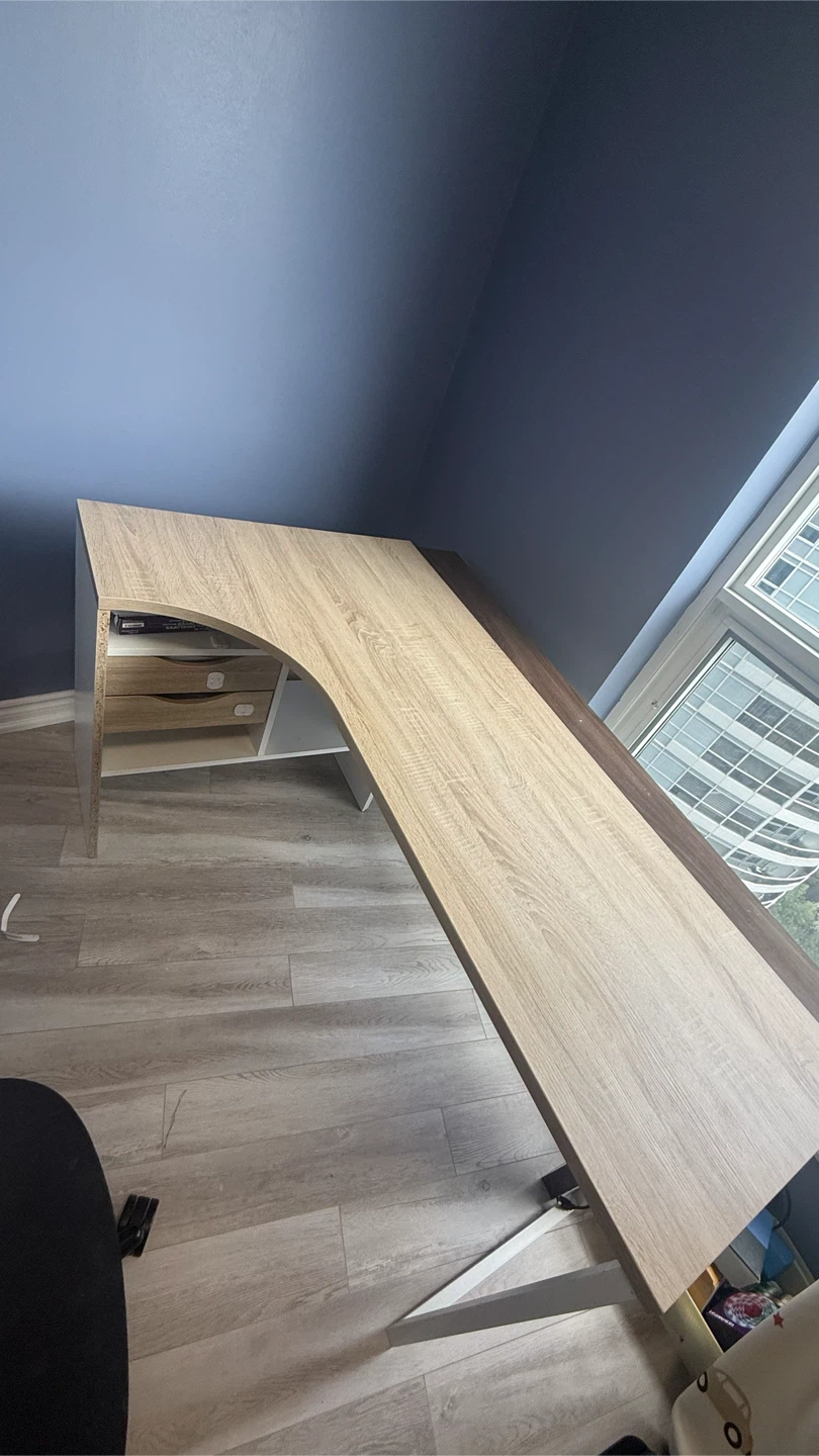 L-Shaped Corner Desk