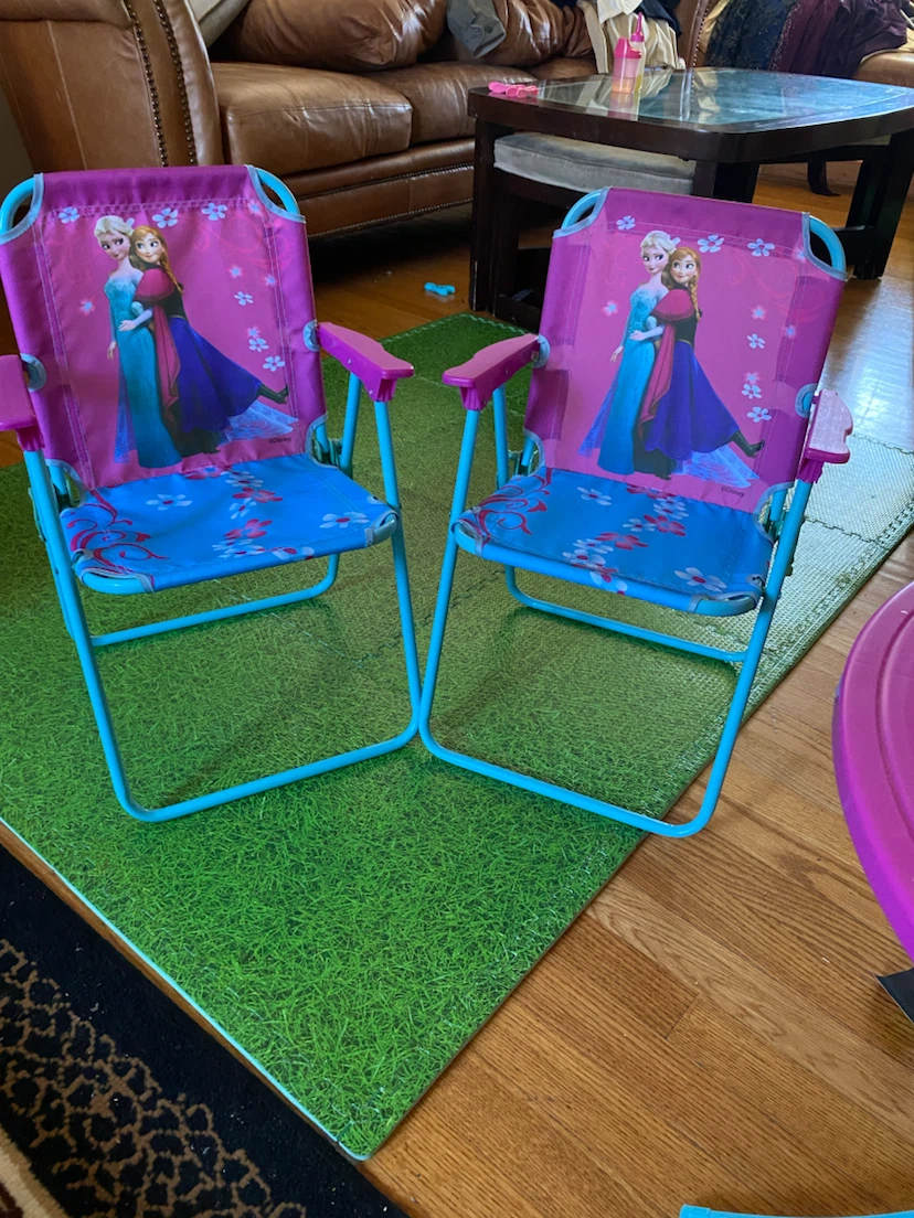 Disney Frozen Kids Folding Chairs and Table Set - photo 2