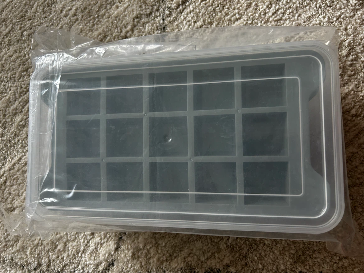 3 Pack Ice Cube Trays with Lid - Brand New - photo 2