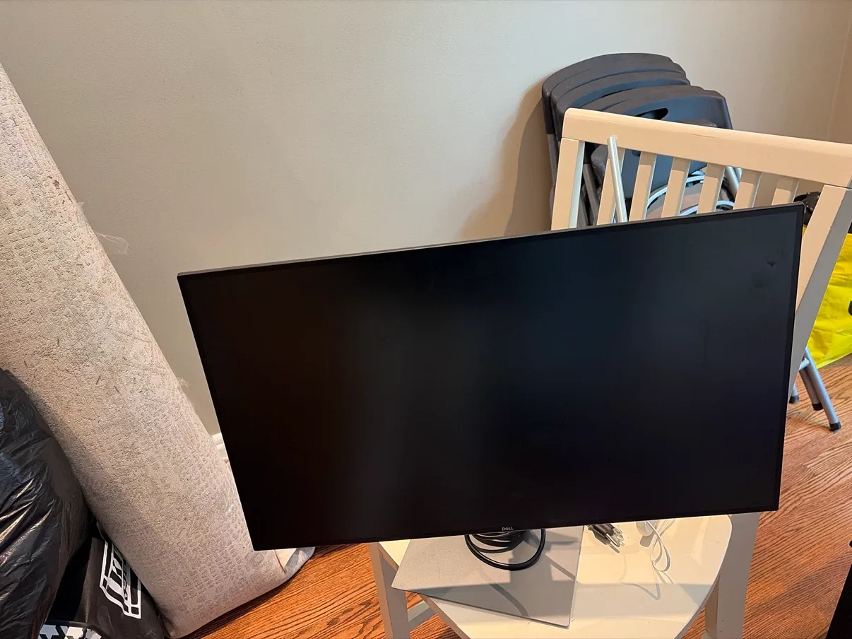 Dell U2719D Flat Panel Monitor - photo 3