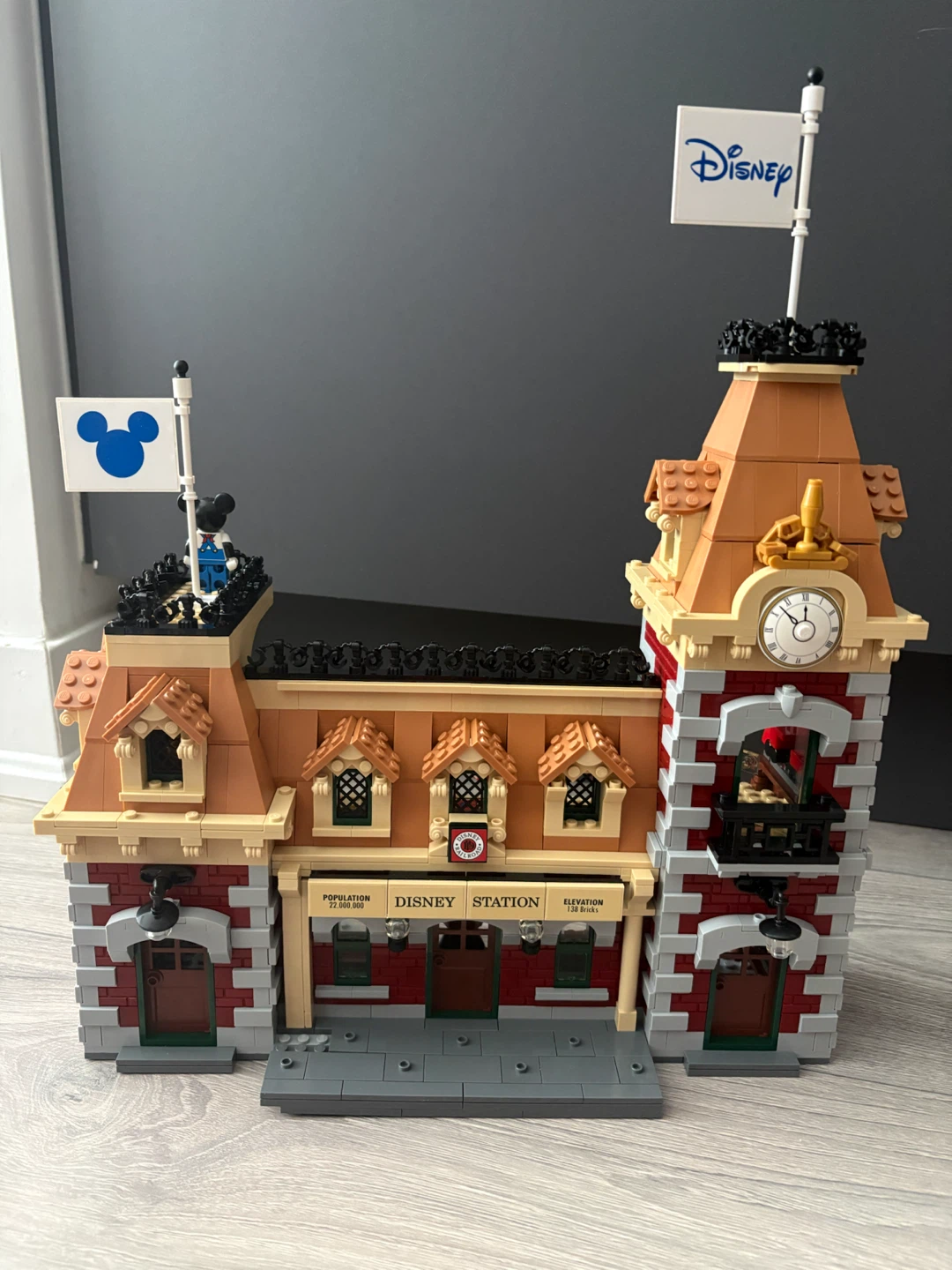 LEGO Disney Train and Station Set 71044 - photo 3