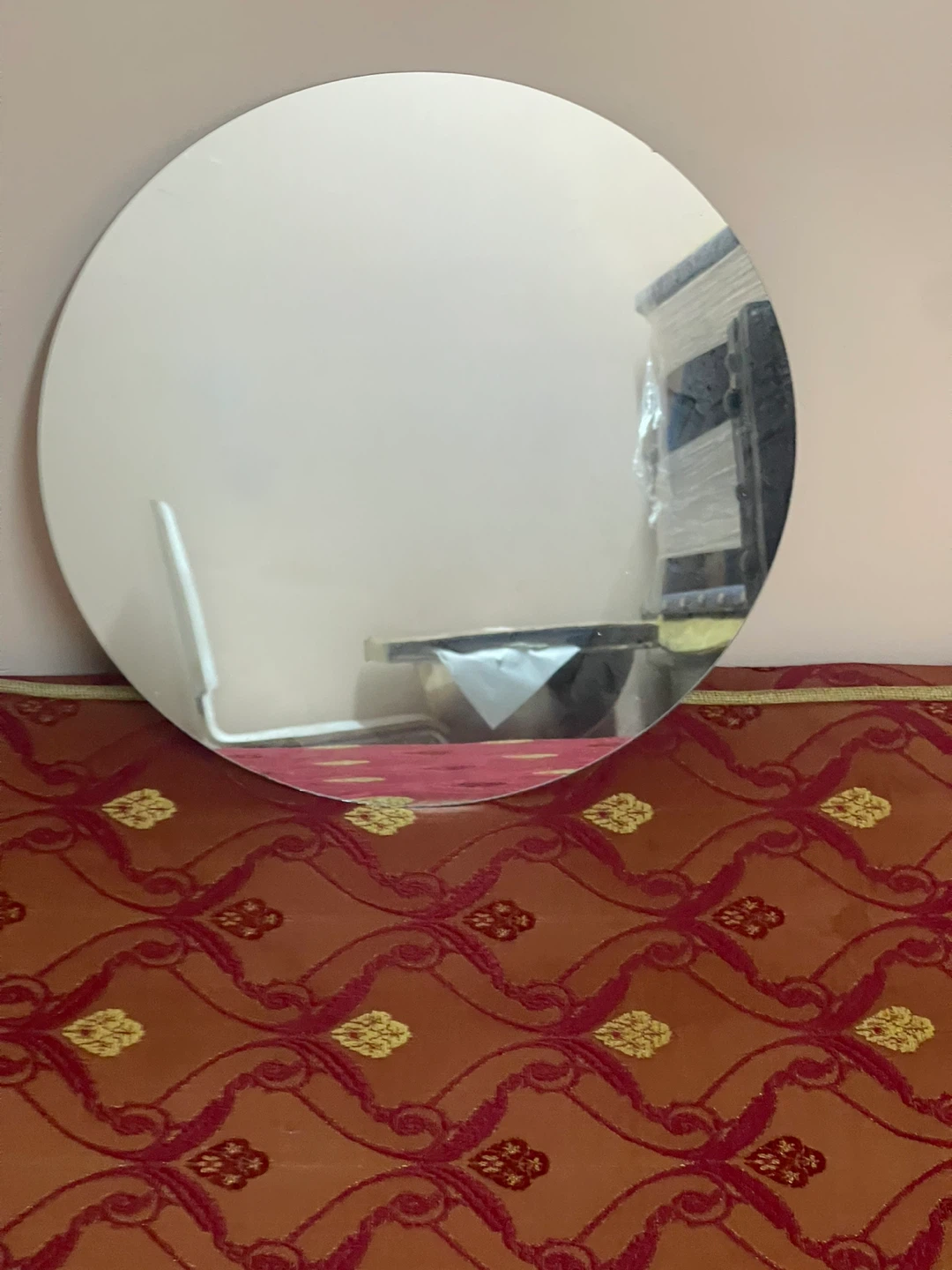 Round Wall Mirror - photo 3