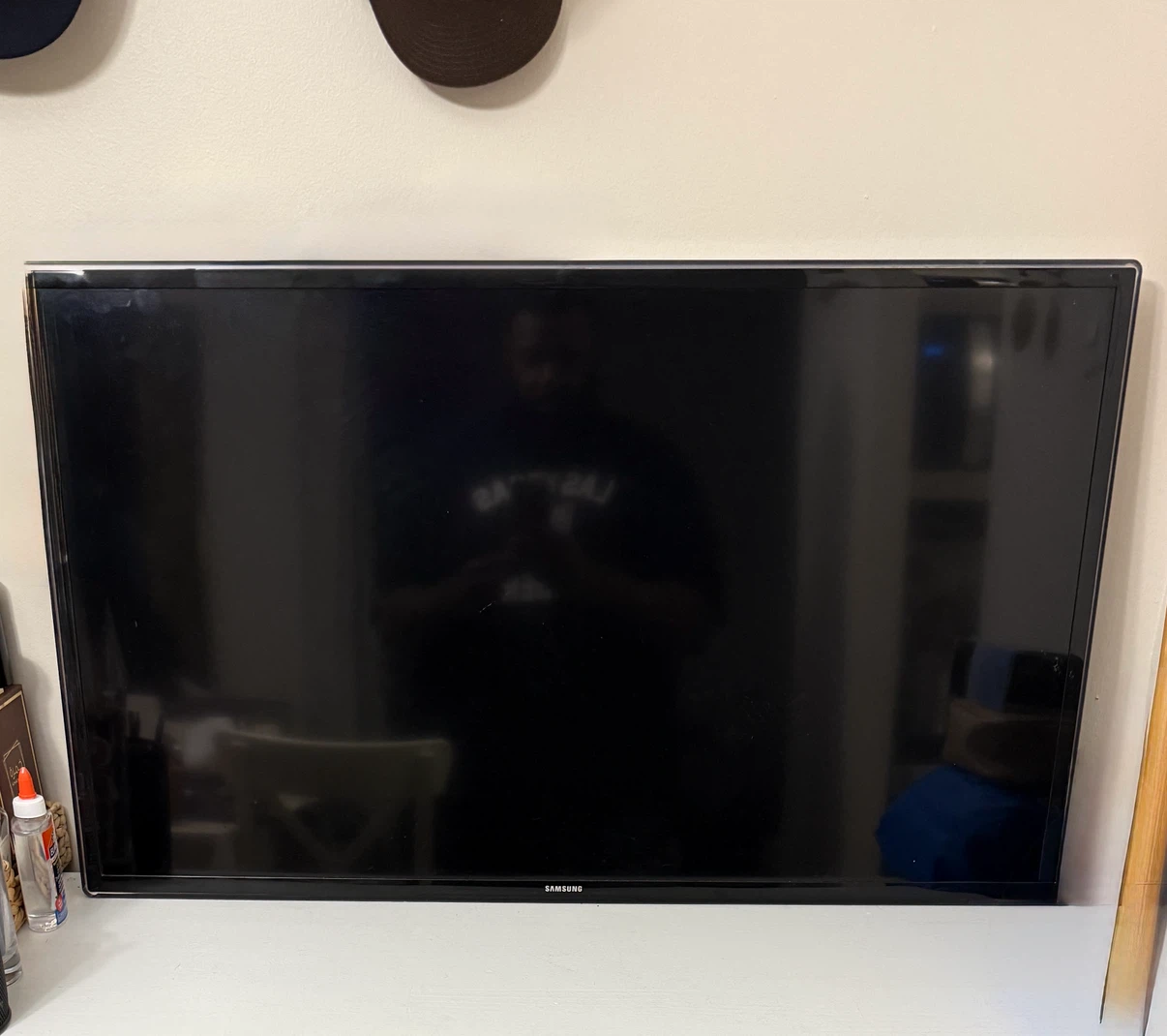 Samsung 40–43” Flat-Screen TV