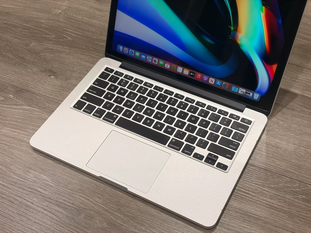 MacBook Pro (Retina, 13-inch, Early 2015) — 250GB / i5 / 16GB - photo 3