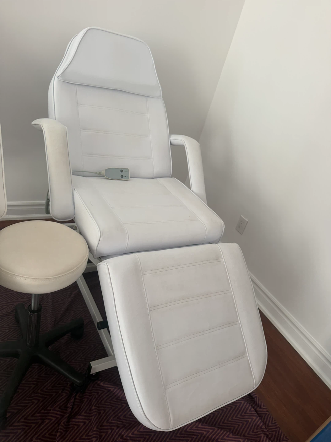 2 Spa Bed Chair