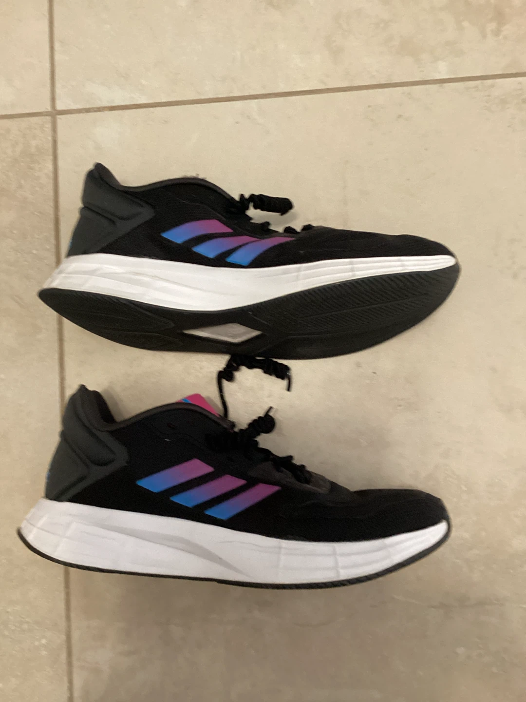 LADIES ADIDAS RUNNING SHOES - photo 2