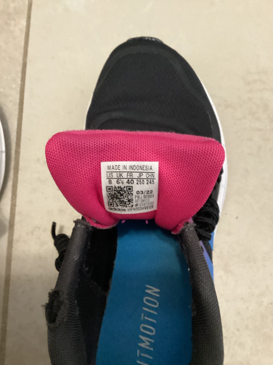 LADIES ADIDAS RUNNING SHOES - photo 4