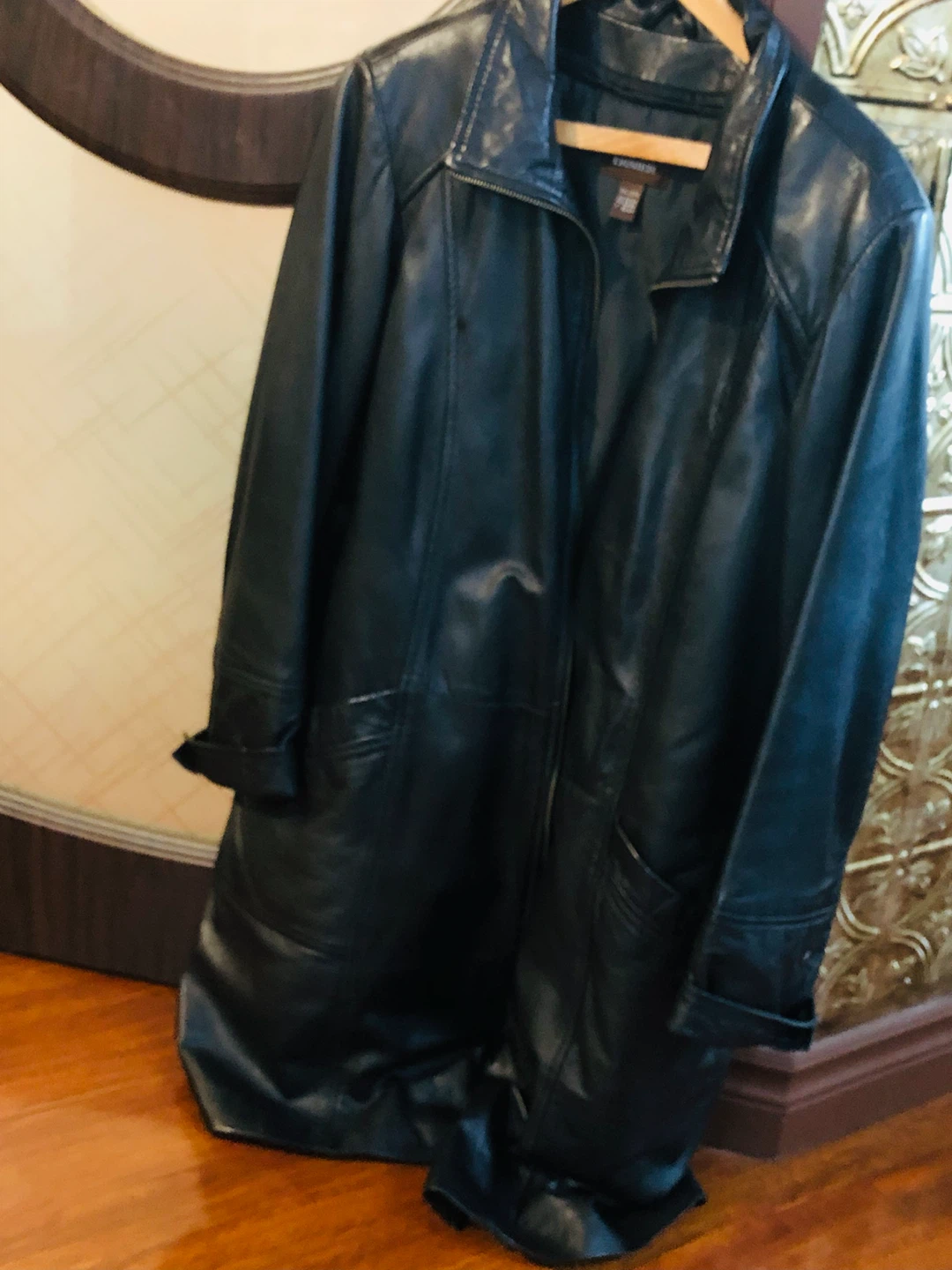 DANIAR Black Leather Coat L