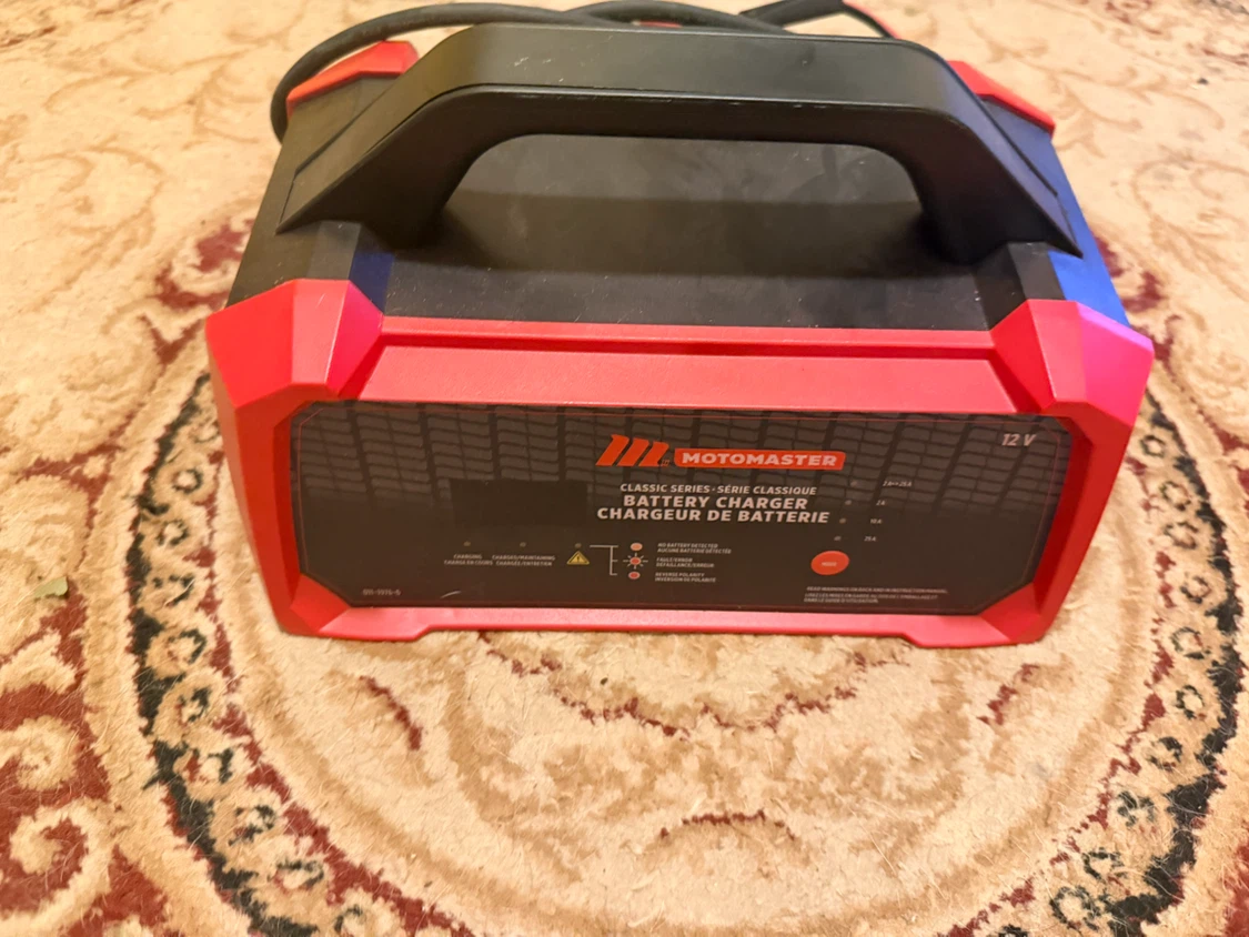 Motomaster Classic Series Battery Charger - photo 2