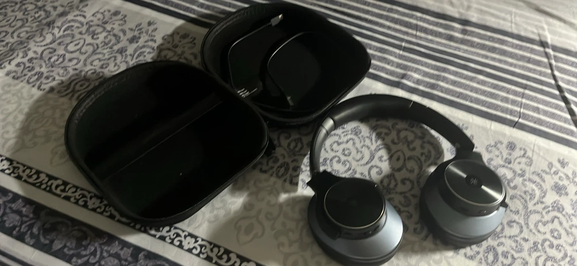OneOdio headphones - photo 2