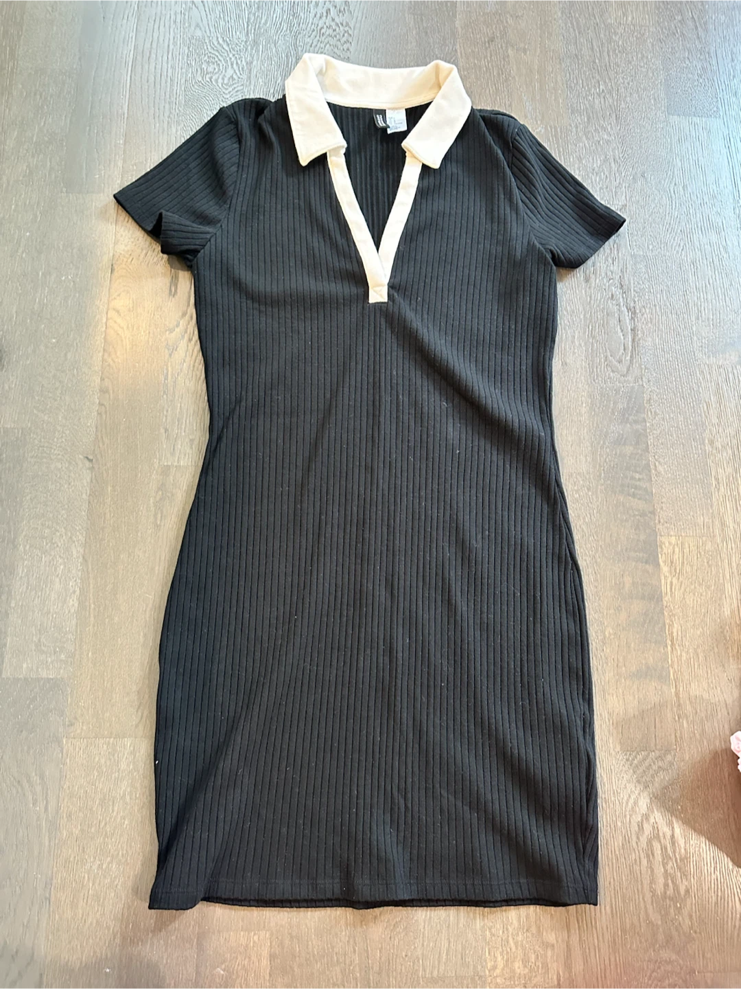 Divided by H&M Black Ribbed Collared Dress