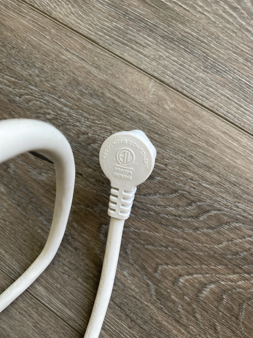 6-Outlet White Power Strip with Switch - photo 3
