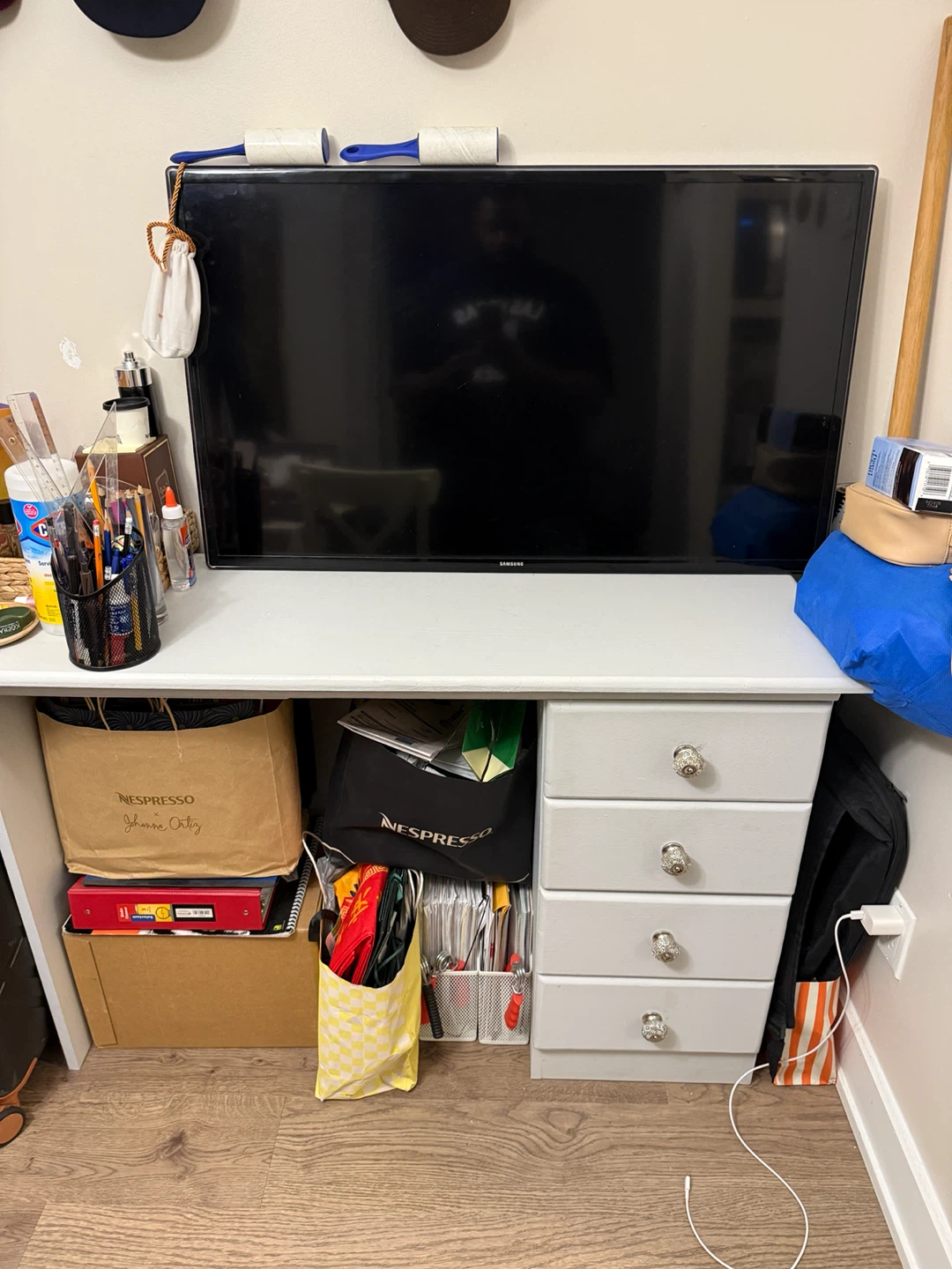 IKEA MICKE Desk (55.9”) – White