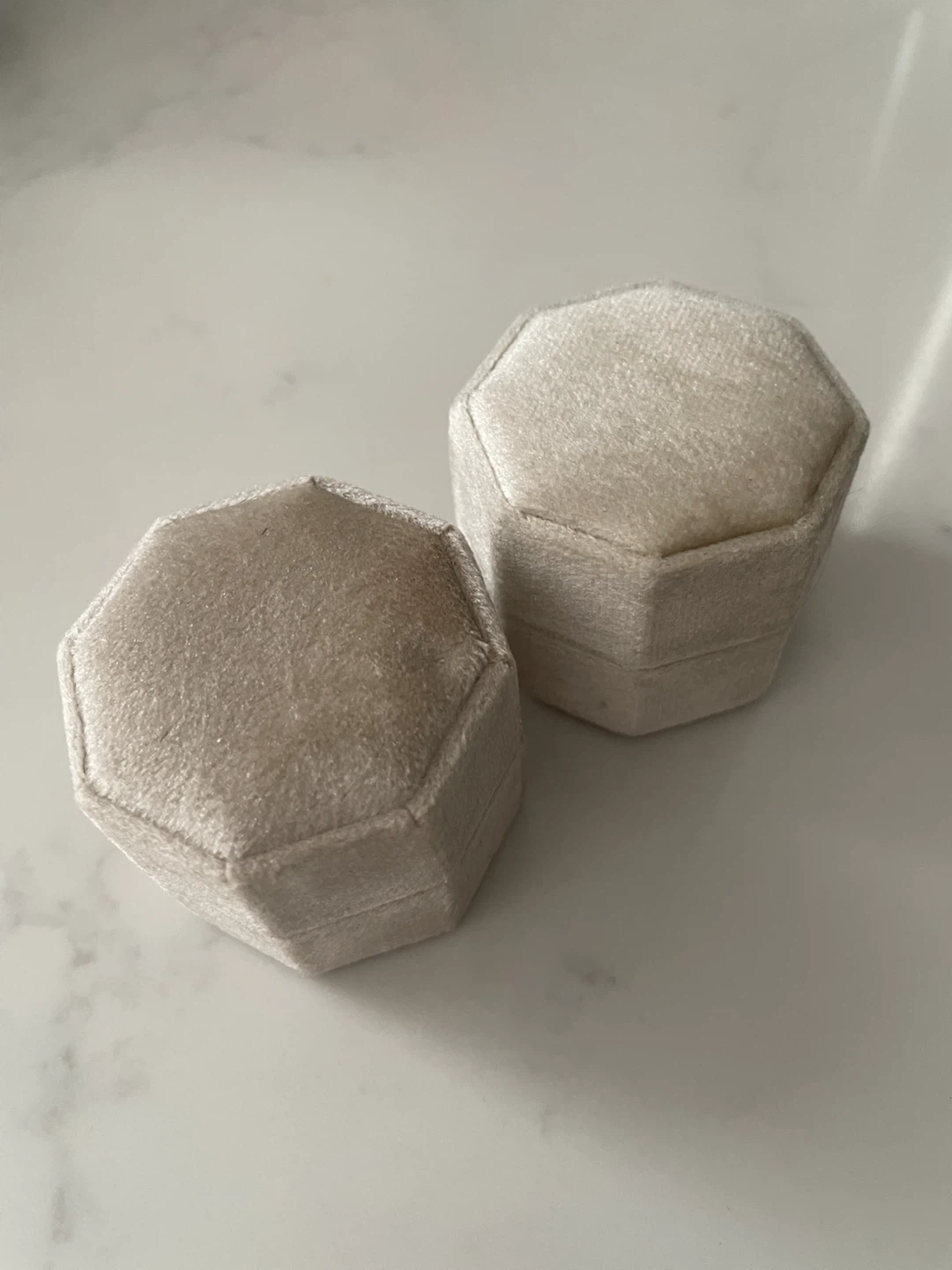 Set of 2 Champagne Velvet Ring Boxes - photo 2