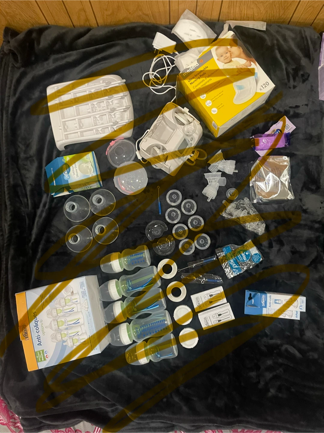 Medela & Dr. Brown's Baby Bottle and Pumping Supplies - photo 3