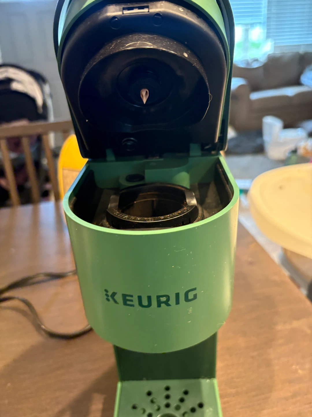 Keurig coffee maker colour green - photo 3