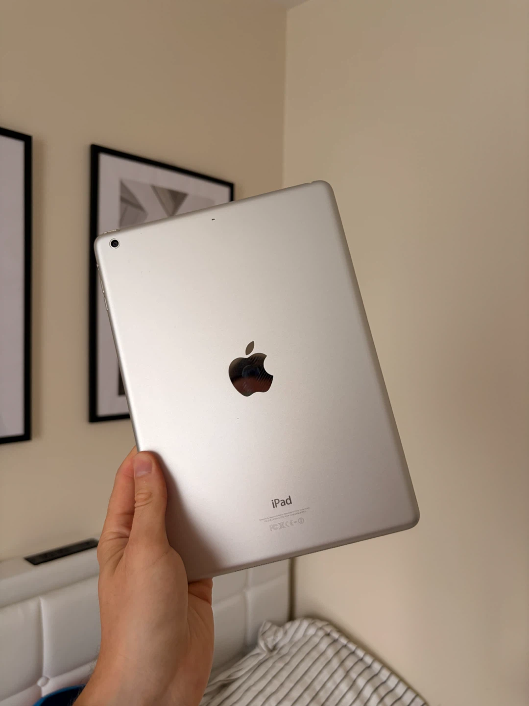 Apple iPad Air WiFi Only 32GB White 9.7-inch Retina - photo 2