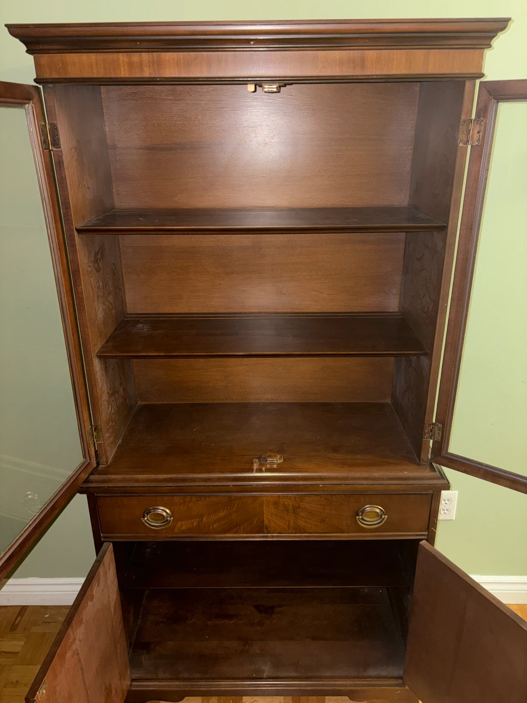 Knechtel Solid Wood China Cabinet - photo 2
