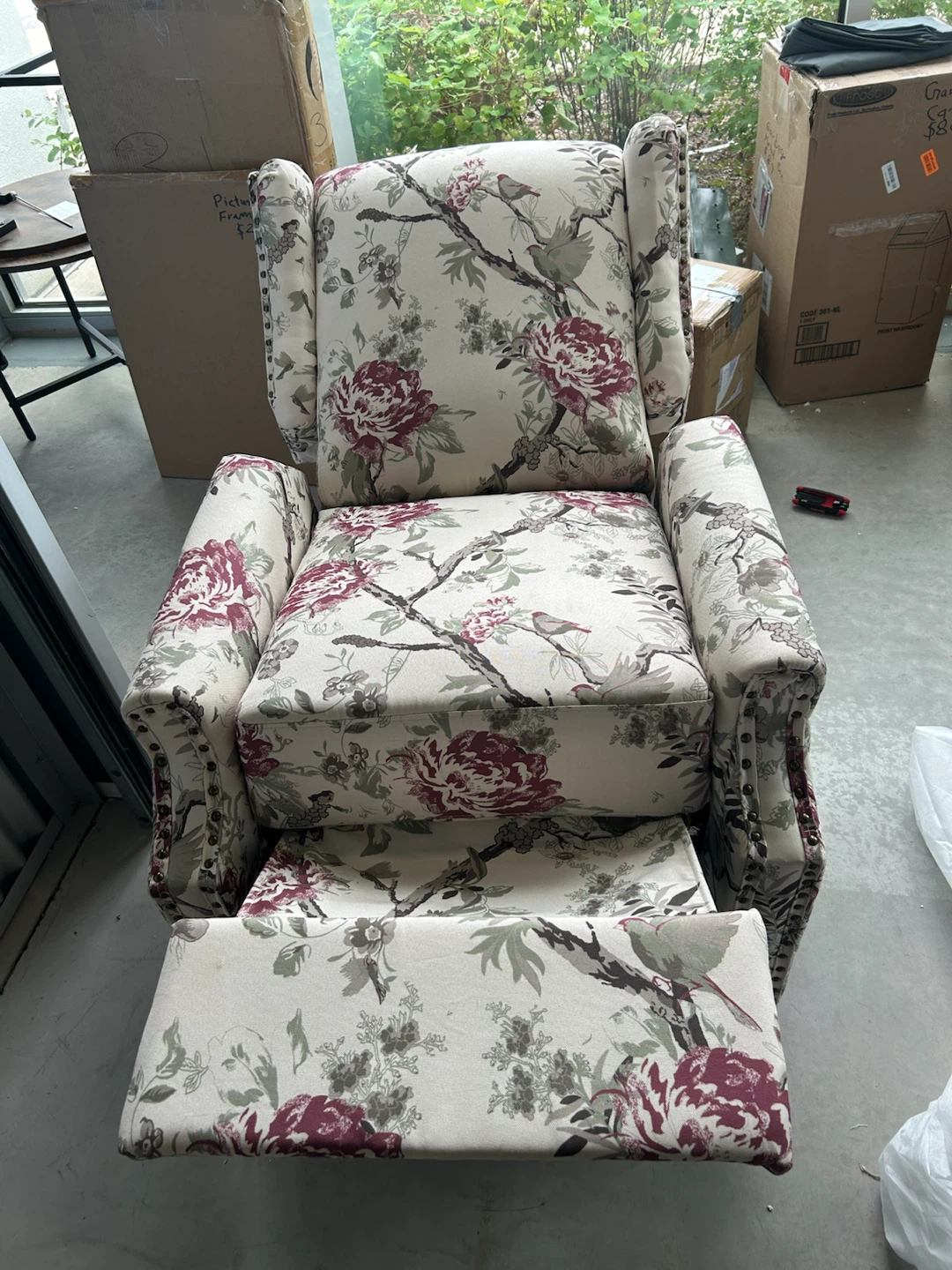 Floral Wingback Recliner - photo 3