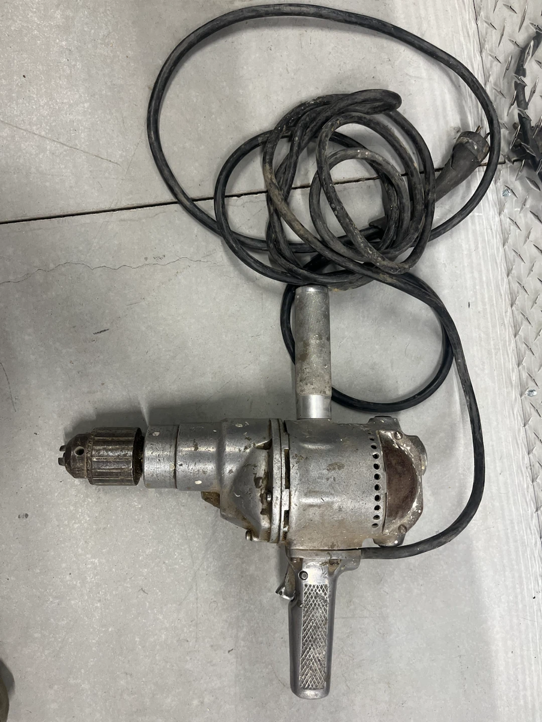 Concrete mixer
