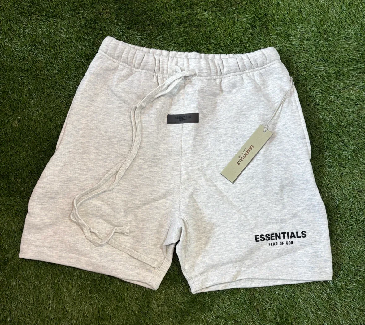 Light Oatmeal Essential Shorts (ONLY SIZE M LEFTT!!) - photo 2