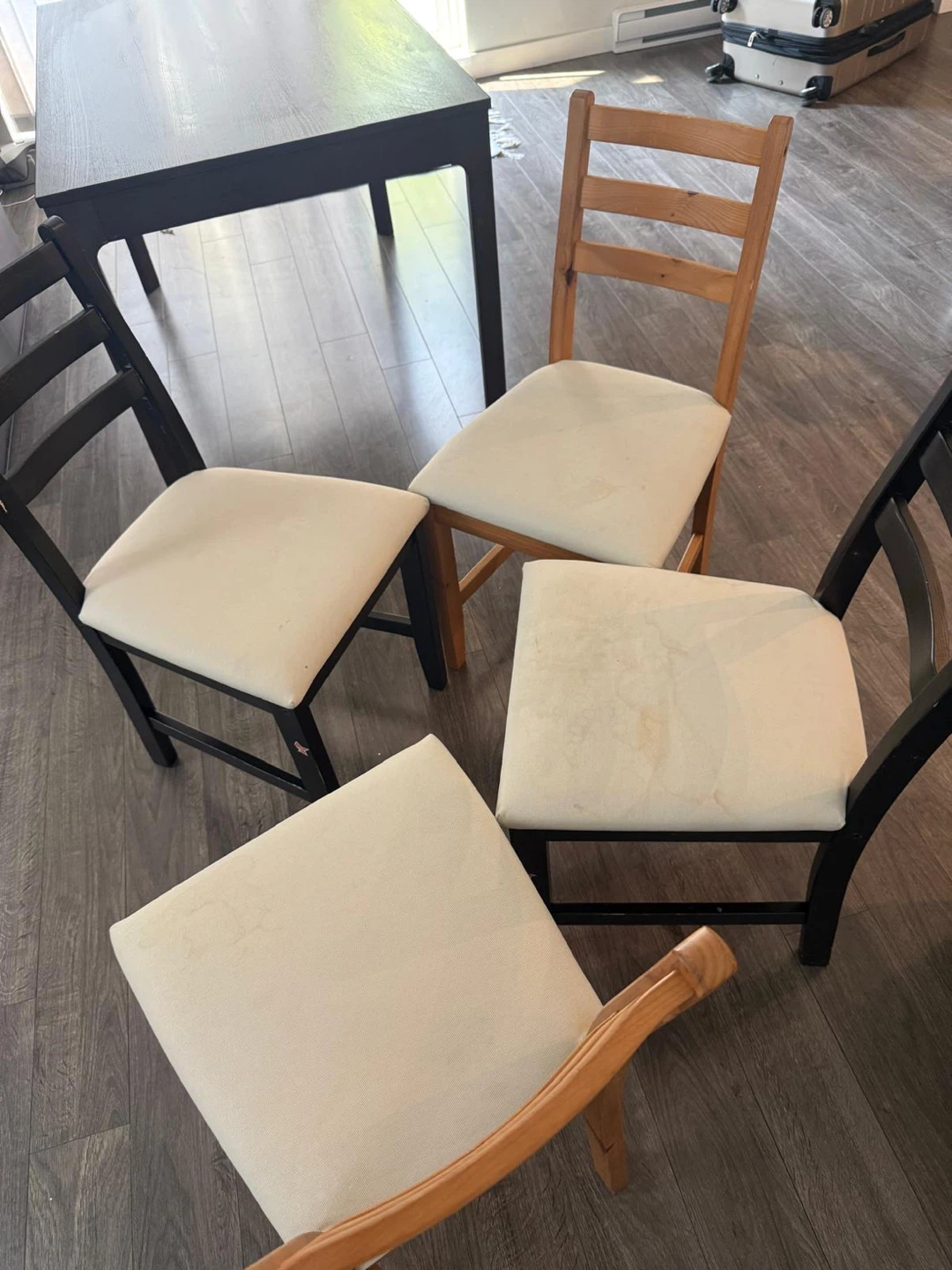 Extendable Dining Table and Chairs Set - photo 4